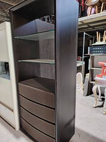 Lorenzo display cabinet