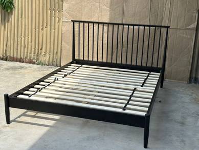 katil queen size free tilam