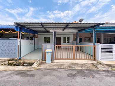 1-storey Terraced House For Sale in Banting,SGR