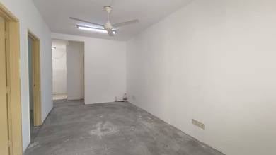 Apartment For Sale in Bandar Tasik Selatan (Low Cost)