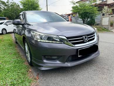 Honda Accord VTi-L in Seri Kembangan, SGR