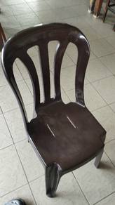 used plastis restaurant chair