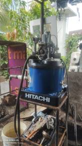 Water pump Hitachi