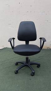 YE30C Kerusi Beroda Medium Back Adjustable Chair