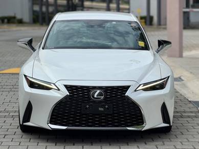 Lexus IS 300 VERSION L in Cheras, KUL