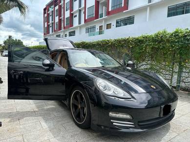 2015 Porsche Panamera