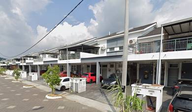 Townhouse For Sale in Kuala Selangor,SGR