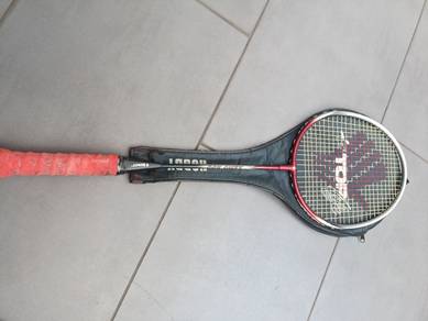 Top Aero Badminton Racket 582