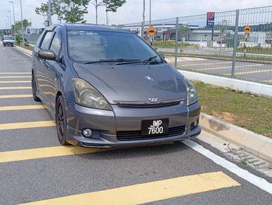 Toyota Wish TYPE E in Kulai, JHR