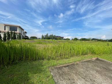Residential Land in Semenyih, SGR
