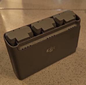 DJI Charging Hub + 3 Intelligent Flight Batteries