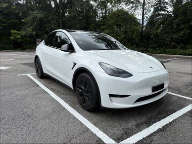 Tesla Model Y STANDARD RANGE RWD in Bukit Bintang, KUL