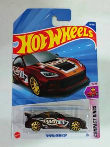 Hot Wheels Toyota GR86 Cup #16 compact king coklat