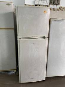 Refrigerator Ice Peti Fridge Sejuk LG Freezer