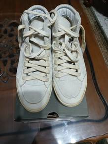White Boss