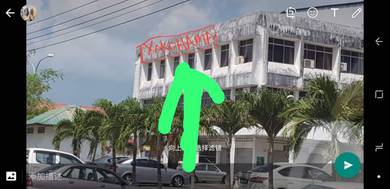 Room in Miri, SWK