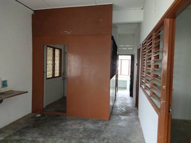 1-storey Terraced House For Sale in Salak Selatan,KUL