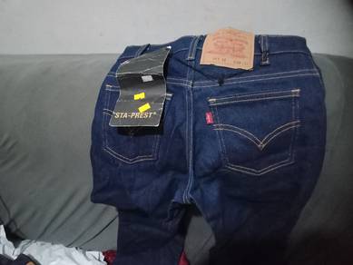 Levi's 417 dark blue bootcut stretch 26x32