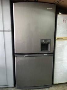 Refrigerator Samsung Freezer Peti Sejuk Dispenser