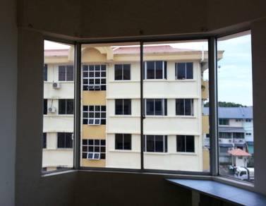 Apartment For Sale in Ramin Court