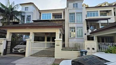 3-storey Terraced House For Auction in Tanjung Bungah,PNG
