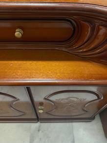 Wooden Dressing Table with Mirror