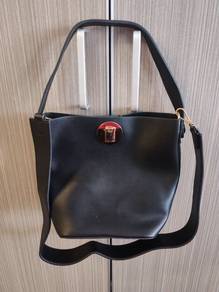 Black Bucket Handbag Two-Way Carry Sling Bag