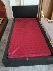 Single Bed with mattress