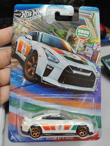 Hot Wheels x 7-Eleven 2017 Nissan GT-R R35 