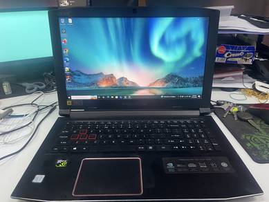 Laptop Acer Predator Helios 300 1TB