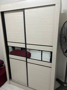 Murr Murrr Closet