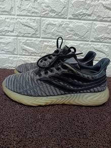 uk9.5 Adidas Sobakov Sneakers