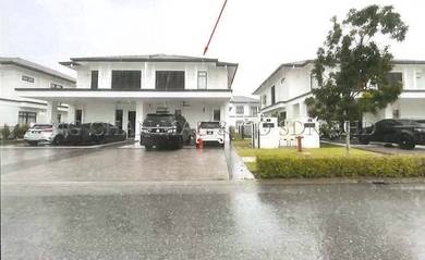 Semi-Detached House For Sale in Puncak Alam,SGR