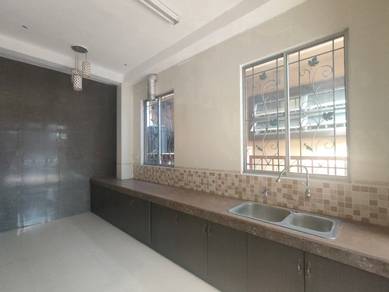 Bungalow House For Sale in Aman Perdana,SGR
