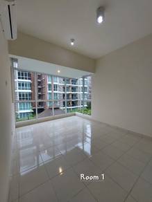 Condominium For Rent in Sg Long Residence