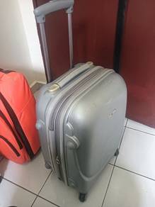Preloved Silver HardCase Luggage