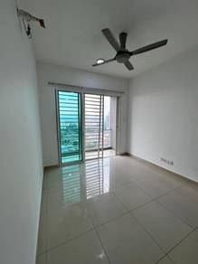 Condominium For Sale in Desa Sentul