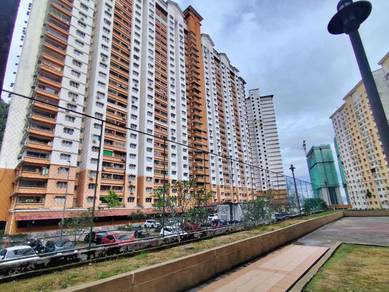 Apartment For Sale in Flora Damansara