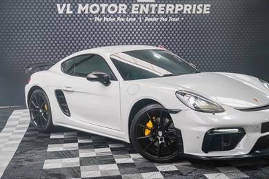 Porsche Cayman 718 in Desa Petaling, KUL