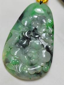 Ice Black/Green Jadeite Jade Flower & Bird Pendant