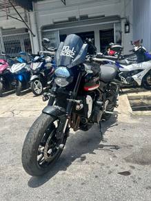 Triumph Trident
