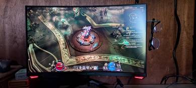 Monitor TITAN ARMY 24 Slim Curved 144Hz 1ms Gaming
