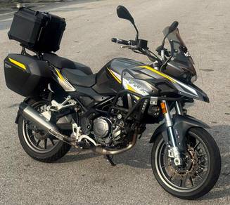 Benelli TRK 251 SE