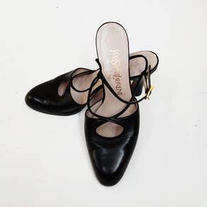 Yves Saint Laurent Ankle Strap pumps