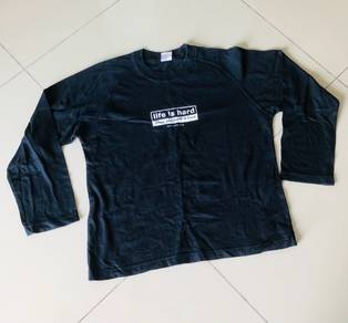 "Life Is Hard" Grunge Tee (Size L) - ONLY RM13!