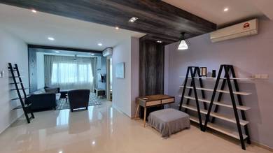 Condominium For Rent in Bay 21