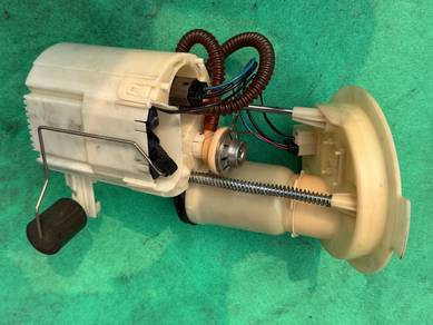 Bmw F30 FUEL PUMP