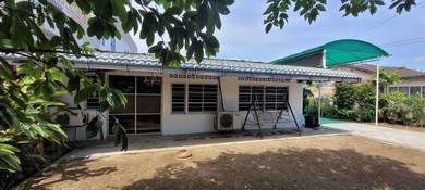 Bungalow House For Sale in Petaling Jaya,SGR