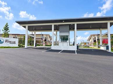 Townhouse For Rent in Alor Gajah,MLK