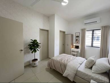 Room in Telok Panglima Garang, SGR